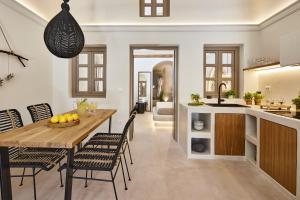 Cucina o angolo cottura di Floria Suites