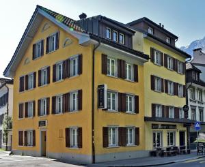 Zgradba, v kateri se nahaja hotel
