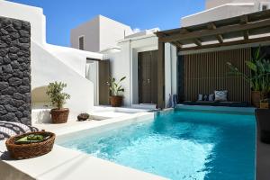 Piscina di Floria Suites o nelle vicinanze
