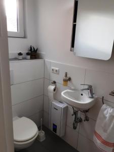 Afbeelding uit fotogalerij van Ferienwohnung Wittenberge in Wittenberge +39 foto's