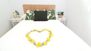 Łóżko lub łóżka w pokoju w obiekcie ALAYNA´S HOMES