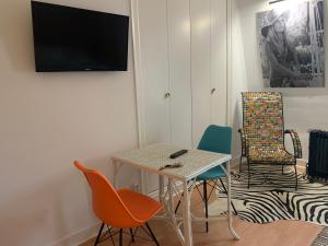 Gallery image of La Maison Carr&eacute;e - Villa de charme - Clim & Piscine chauff&eacute;e in Les Eyzies-de-Tayac