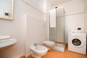 Koupelna v ubytování Residenza Alba - Molveno