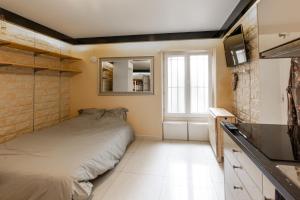 Dapur atau dapur kecil di Studio a Paris et désinfection rigoureux du logis +3 gambar