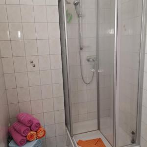 Koupelna v ubytování Komfortable großzügige Ferienwohnung am Park