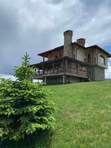 Galeriebild der Unterkunft Вили Чала in Chala