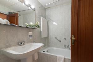 Koupelna v ubytování Hospedium Hotel Europa Centro