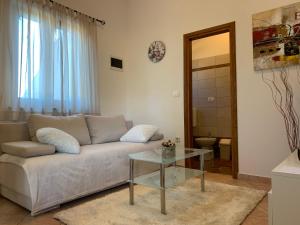 Foto dalla galleria di Apartments & Room Piutti a Bale (Valle)