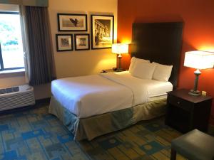 Gallery image of La Quinta by Wyndham Plattsburgh in Plattsburgh