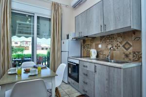 Dapur atau dapur kecil di Apartments Avra