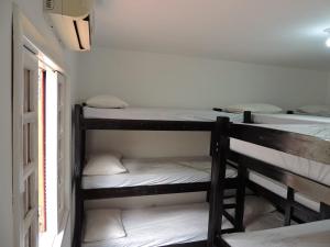 Poschodová posteľ alebo postele v izbe v ubytovaní Positive Hostel