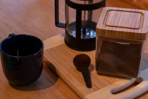 Set per la preparazione di tè e caffè presso Platypus Waters B&B