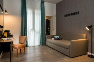 Een zitgedeelte bij Up Hotel