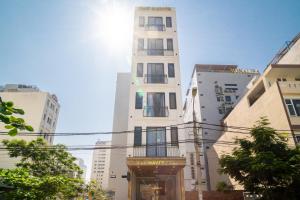 Gallery image of THE NAVIS Hotel & Apartment in Da Nang