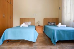 Postel nebo postele na pokoji v ubytování Exellent 3 bedroom Villa in Coral Bay + 22 fotografií