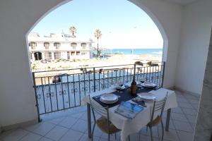 Nespecifikovaný výhled na moře nebo výhled na moře při pohledu z prázdninového domu