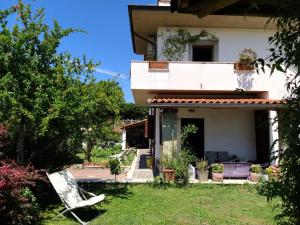 Vonkajšia záhrada v ubytovaní Il Ciliegio Holiday Apartment With Garden