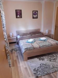 Postel nebo postele na pokoji v ubytování Rooms Luka