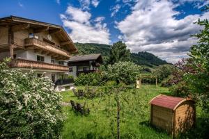 Nespecifikovaný výhled na hory nebo výhled na hory při pohledu z apartmánu