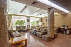 Lobby o reception area sa Hostal Santa Fe De La Veracruz