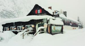 Gasthof Auerhahn durante l'inverno