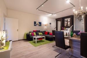 Posezení v ubytování Ferienwohnung Einbeck FeWo B Nolte