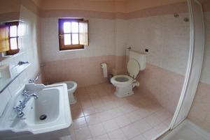 A bathroom at Agriturismo Il Palazzo