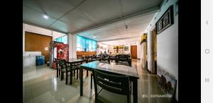 Area soggiorno di Charlton Kandy City Rest