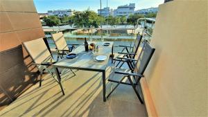 Balkon lub taras w obiekcie Penthouse 2 bedrooms in Mil Palmeras