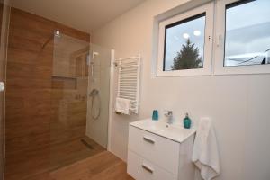 Kúpeľňa v ubytovaní Apartamenty Pod Skalitem