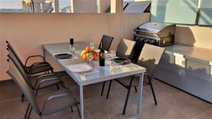 Zdjęcie z galerii obiektu Penthouse 2 bedrooms in Mil Palmeras w mieście Pilar de la Horadada