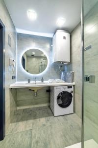 Ванная комната в European Apartments, Most City Area