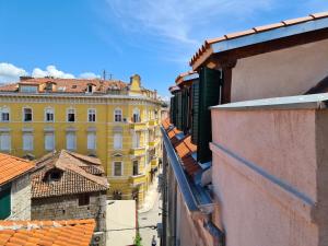 Budova, kde se apartmán nachází