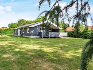 Zahrada ubytování 7 person holiday home in Hemmet-By Traum