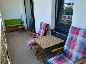 Posedenie v ubytovaní Apartament Oaza Kołobrzeg-Podczele Kompleks Feniks basen siłownia jacuzii