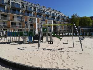 Detský kútik v ubytovaní Apartament Oaza Kołobrzeg-Podczele Kompleks Feniks basen siłownia jacuzii