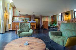 Posezení v ubytování Hotel des Comtes Durbuy