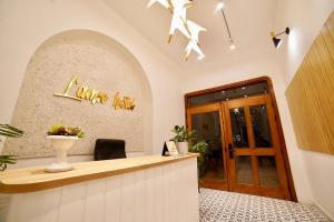 Fuajee või vastuvõtt majutusasutuses L'amie Hotel & Studio
