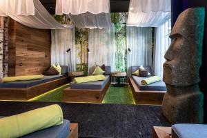 Postel nebo postele na pokoji v ubytování BLOCK Hotel & Living + 37 fotografií