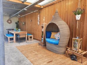 Posezení v ubytování Holiday Home Mooi - Voeren