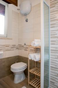 Phòng tắm tại Free Parking - Villa MiSa a 2 passi dal mare