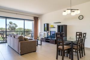 Istumisnurk majutusasutuses BmyGuest - Cavalo Preto Beach Apartment