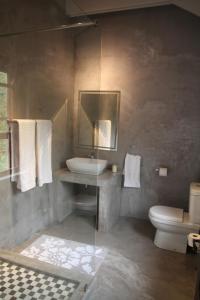 Vonios kambarys apgyvendinimo įstaigoje Aan De Vliet Guest House