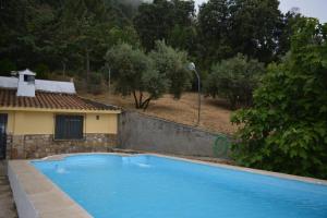 Piscina en o cerca de CASA DE SANTO DOMINGO