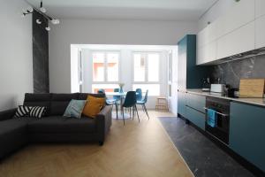 A kitchen or kitchenette at Encanto en el centro de Alicante