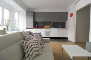 A kitchen or kitchenette at Encanto en el centro de Alicante