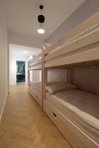 A bed or beds in a room at Encanto en el centro de Alicante