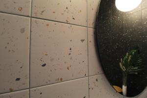 A bathroom at Encanto en el centro de Alicante