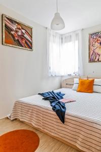 Foto da galeria de Panoramic Art Apartment with jacuzzi em Balatonlelle