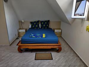 Voodi või voodid majutusasutuse F2 My PLACE TO REST toas